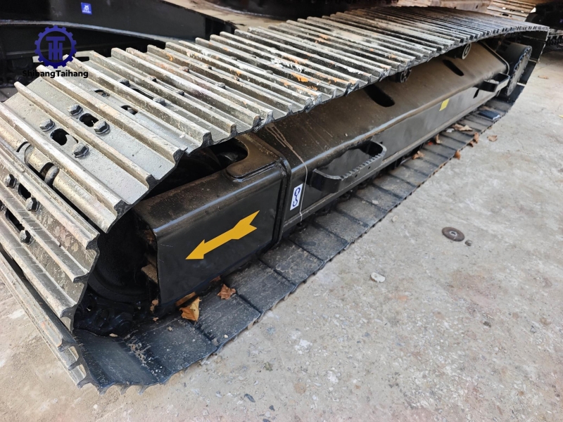 Excavatrice Caterpillar 323 d'occasion à vendre