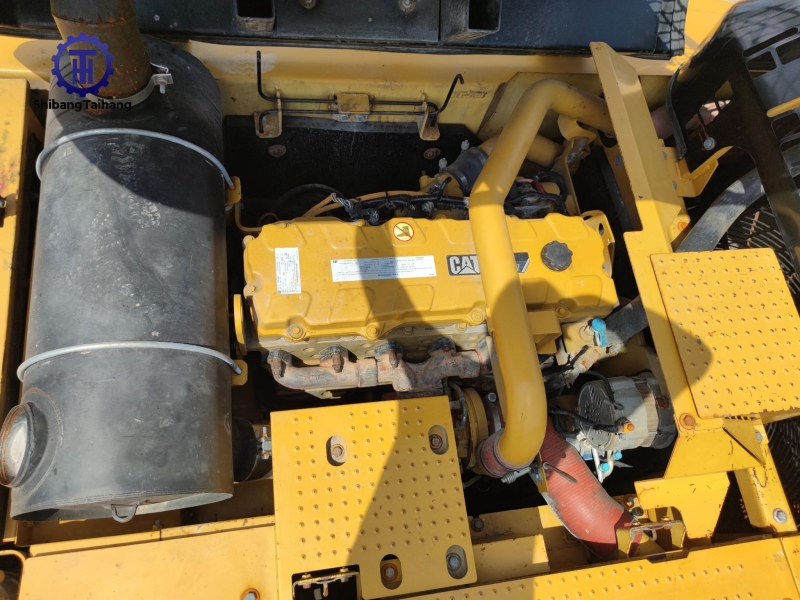 Продается б/у Caterpillar 336