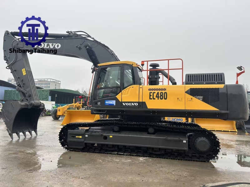 Excavadora Volvo EC480 usada en venta 