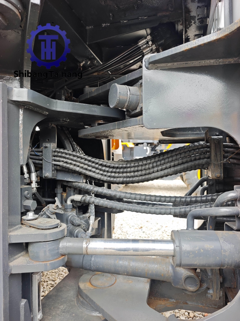 Chargeuse sur pneus LiuGong 862H d'occasion