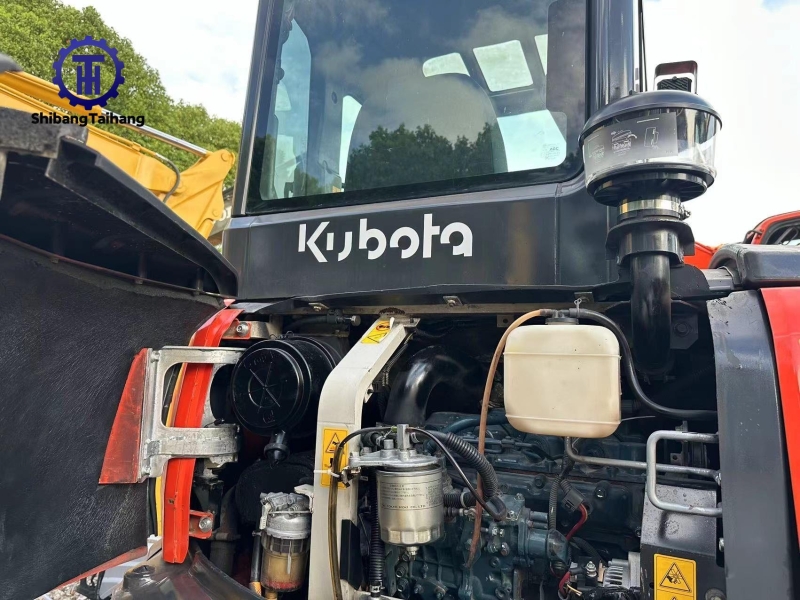 Продается б/у Kubota 163