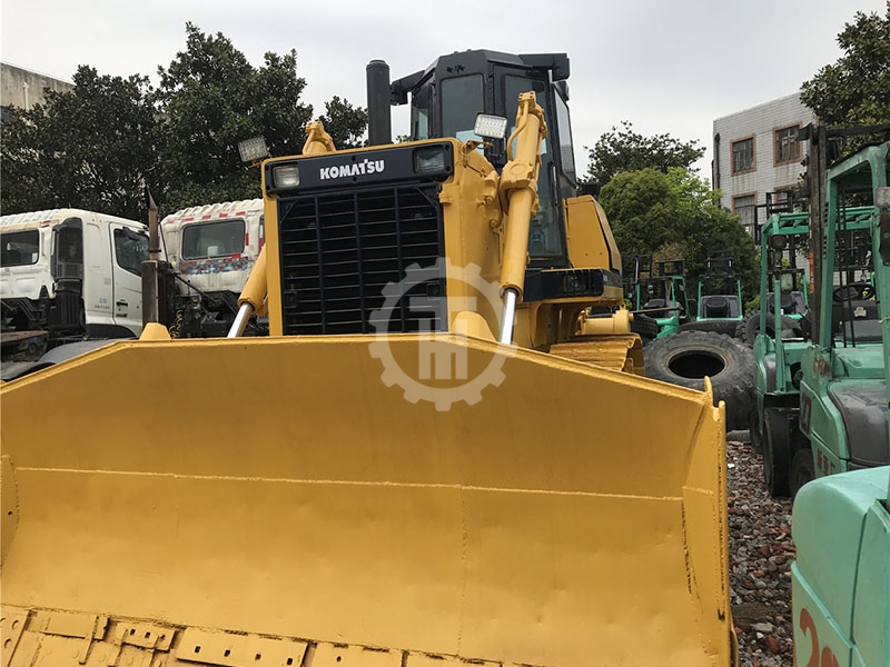 Used KOMATSU D85 for Sale