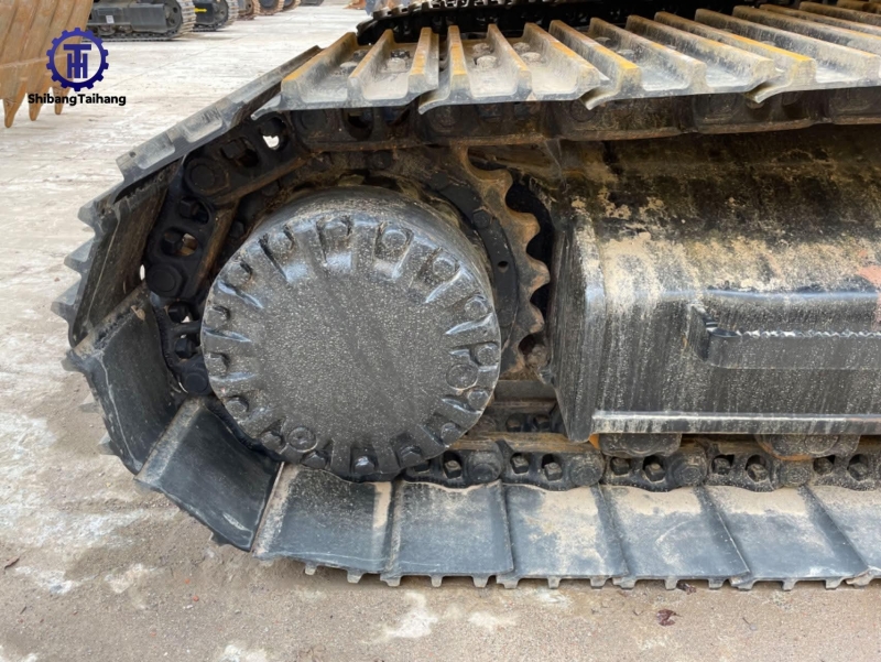 Продается б/у Caterpillar 320C