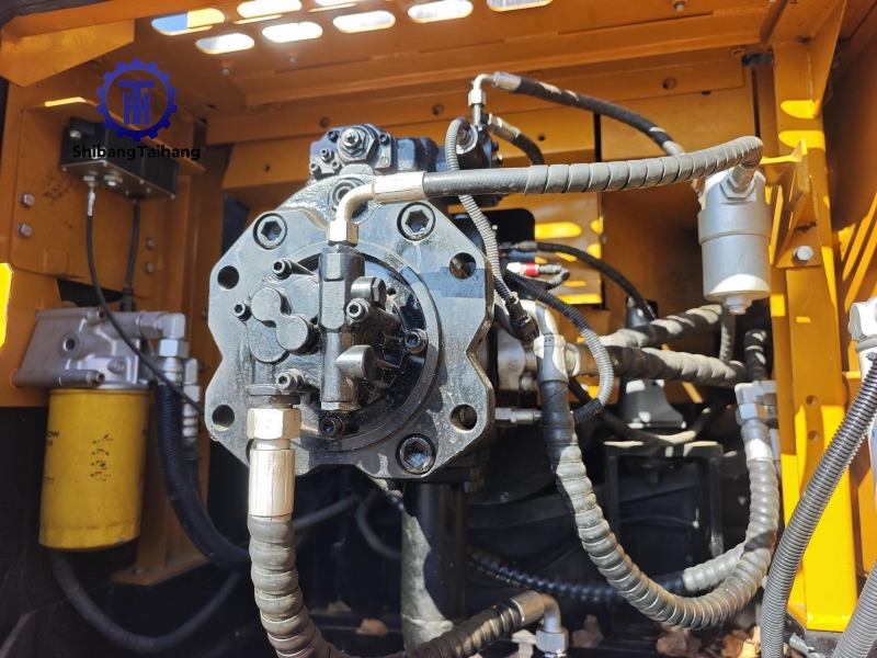 Excavadora SANY 365 Usada en venta 3