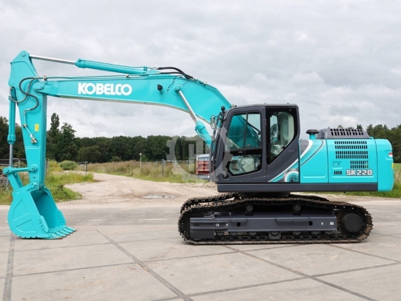 Used Kobelco SK220 for Sale