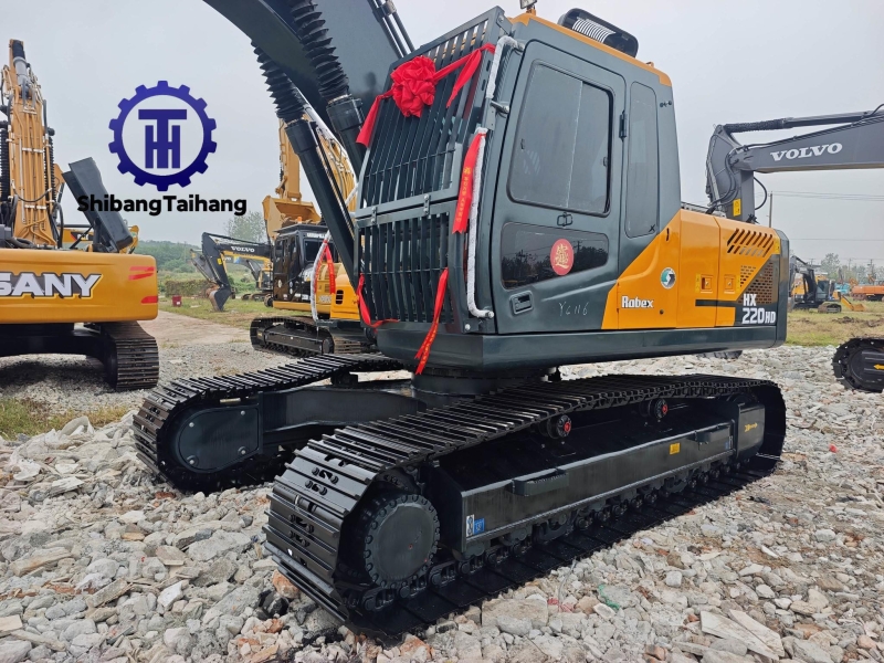 Excavadora Hyundai 220 usado en venta 3