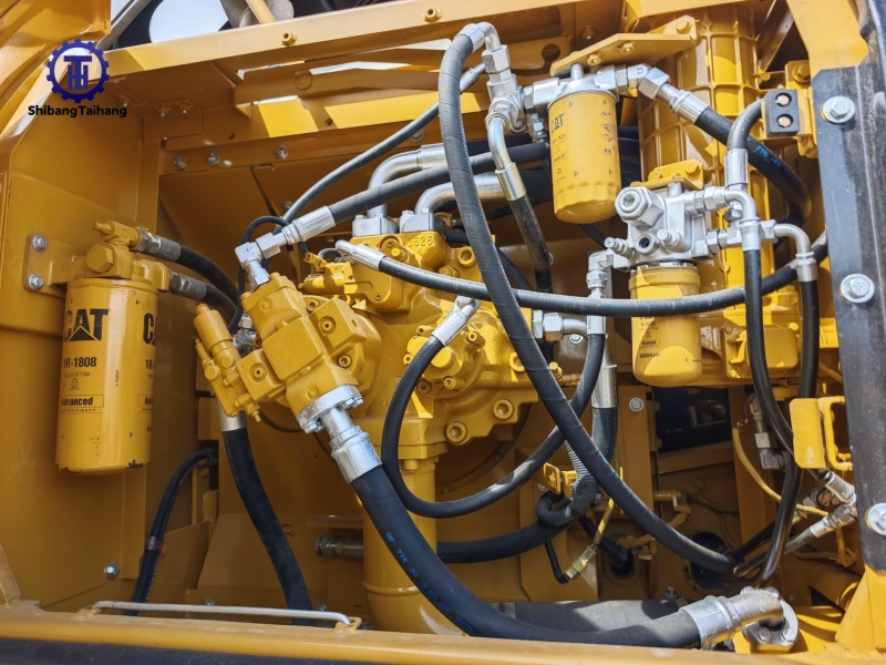 Продается б/у Caterpillar 336D2L