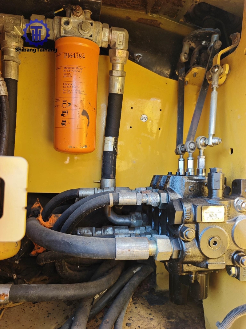 Bulldozer Caterpillar D5 de segunda mano en venta