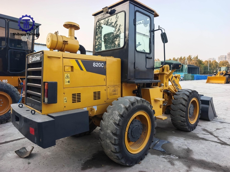Продается б/у LIUGONG 820C