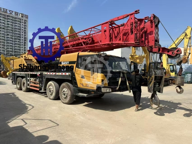 Used Sany 50-ton truck crane