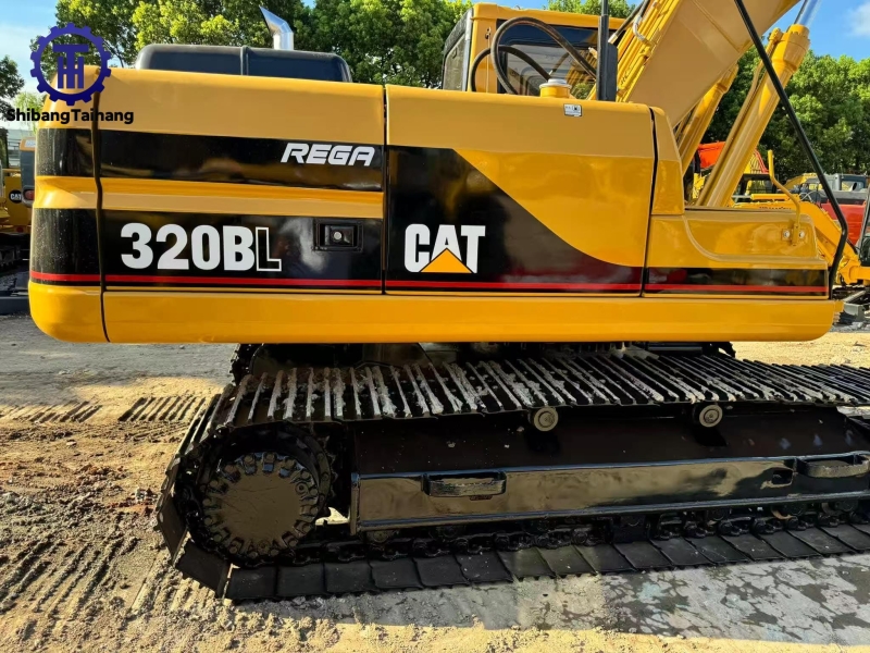 Продается б/у Caterpillar 320B