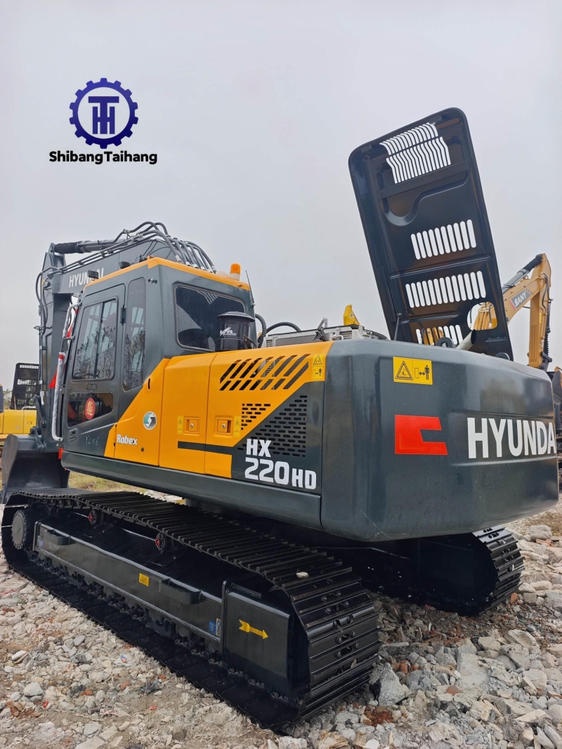 Excavadora Hyundai 220 usado en venta 3
