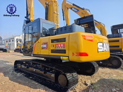 Продается б/у SANY 235