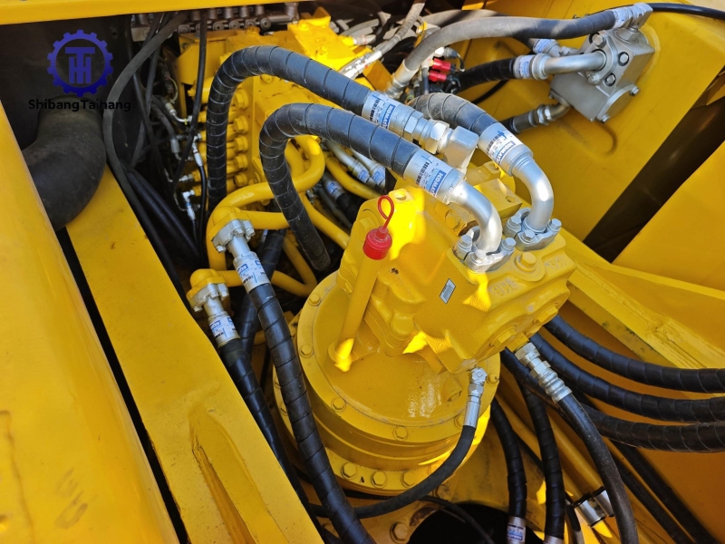 للبيع حفار كوماتسو PC450 مستعمل