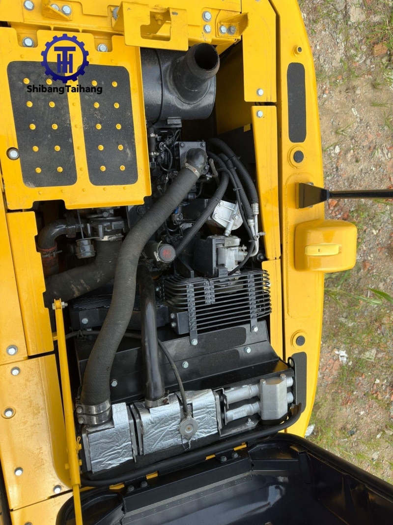 للبيع حفار كوماتسو PC120 مستعمل