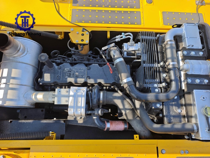 Excavadora Komatsu PC240 usado en venta 3