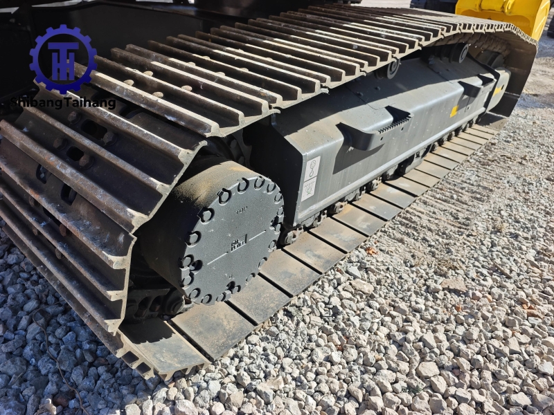 Продается б/у Komatsu 200.