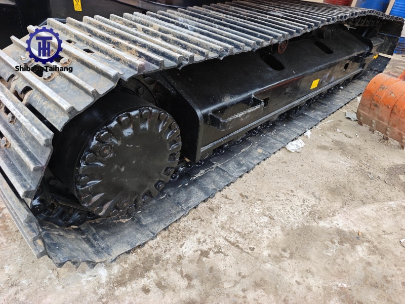 Продается б/у Caterpillar 320C.