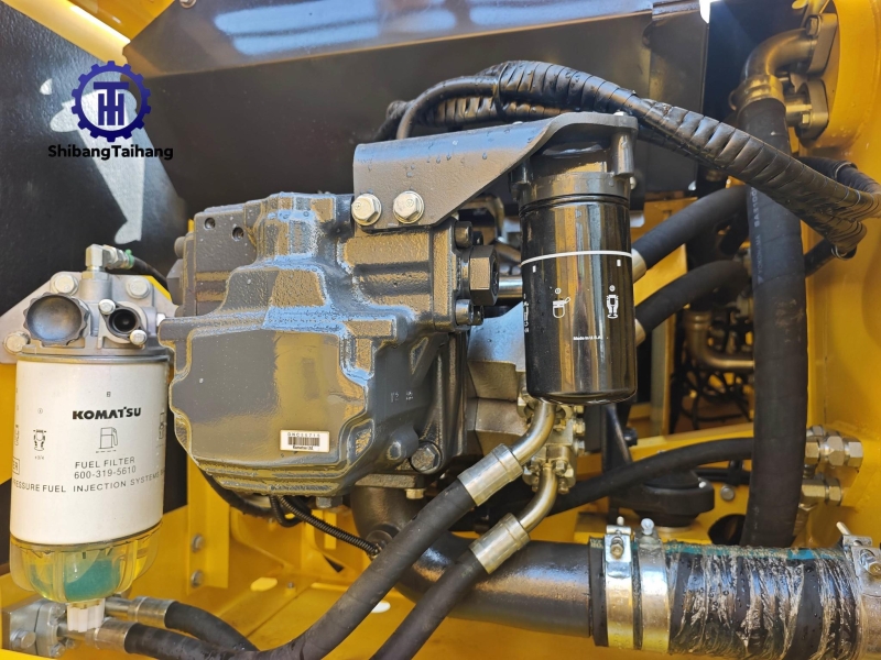 Продается б/у Komatsu 210.