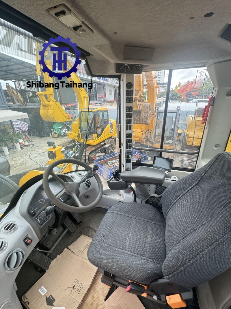 Cargadora Volvo L180G usada