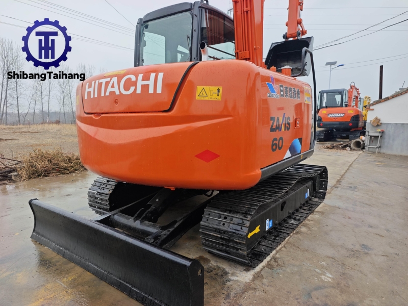 Hitachi ZX60 d'occasion à vendre