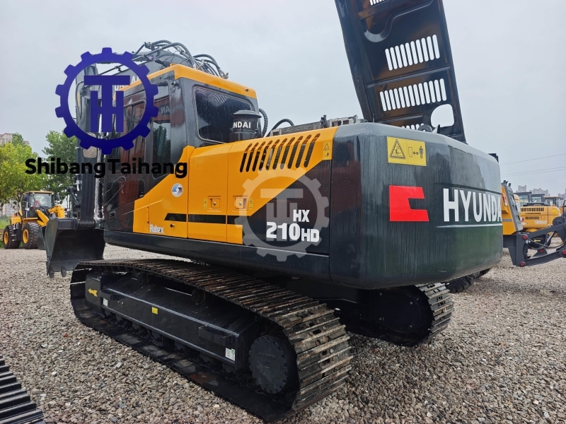 Used Hyundai 210 Excavator