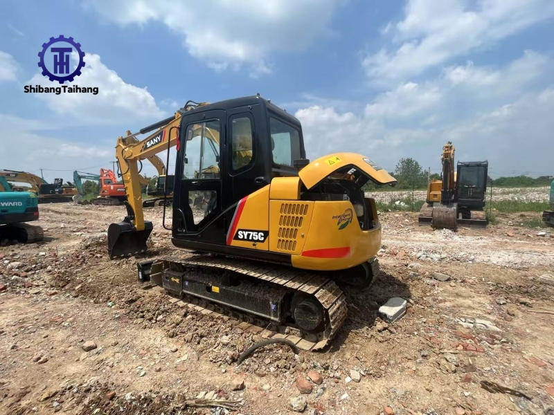 Excavadora SANY 75 de segunda mano en venta