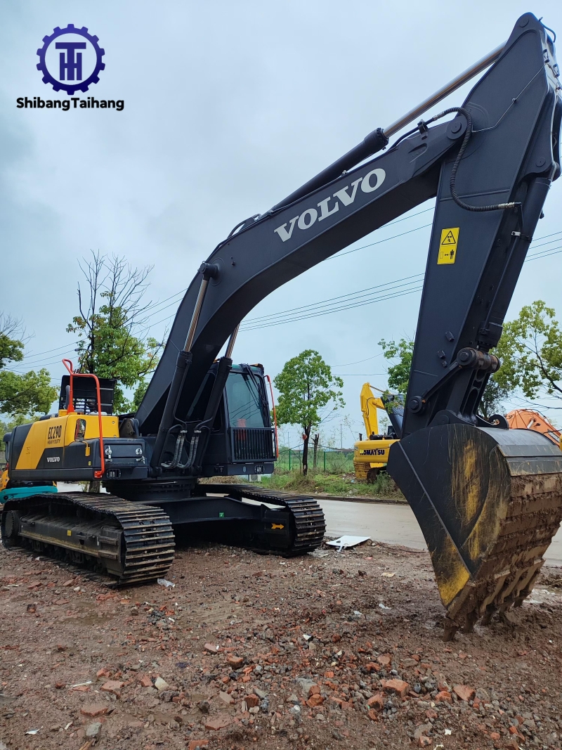 Excavadora Volvo EC290 usada en venta 