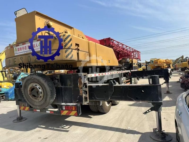Used Sany 50-ton truck crane
