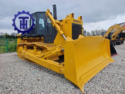 بلدوزر SD32 مستعمل