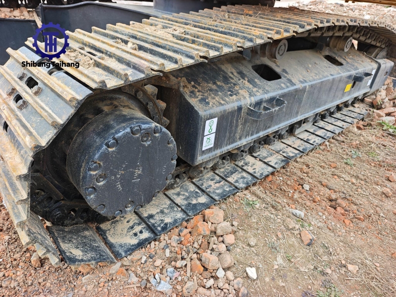 Komatsu PC200 d'occasion à vendre 2