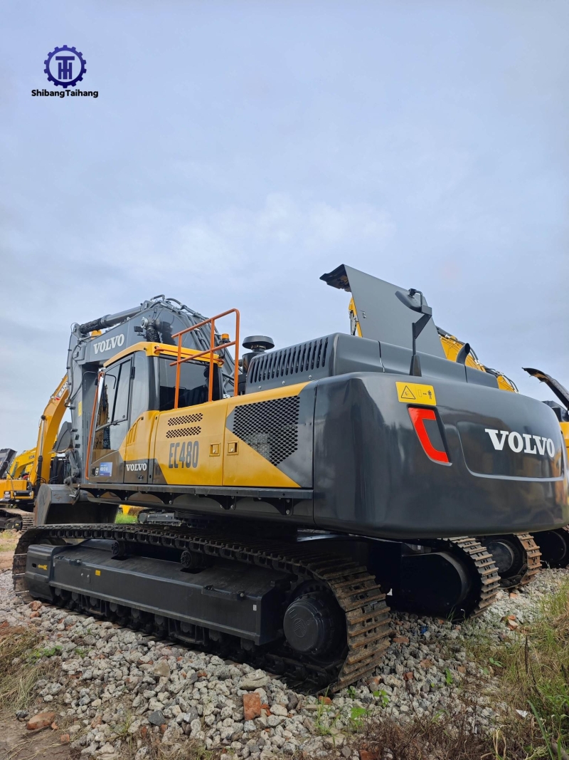 للبيع حفار فولفو EC480 مستعمل