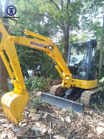 Excavadora Komatsu PC35 usado en venta 