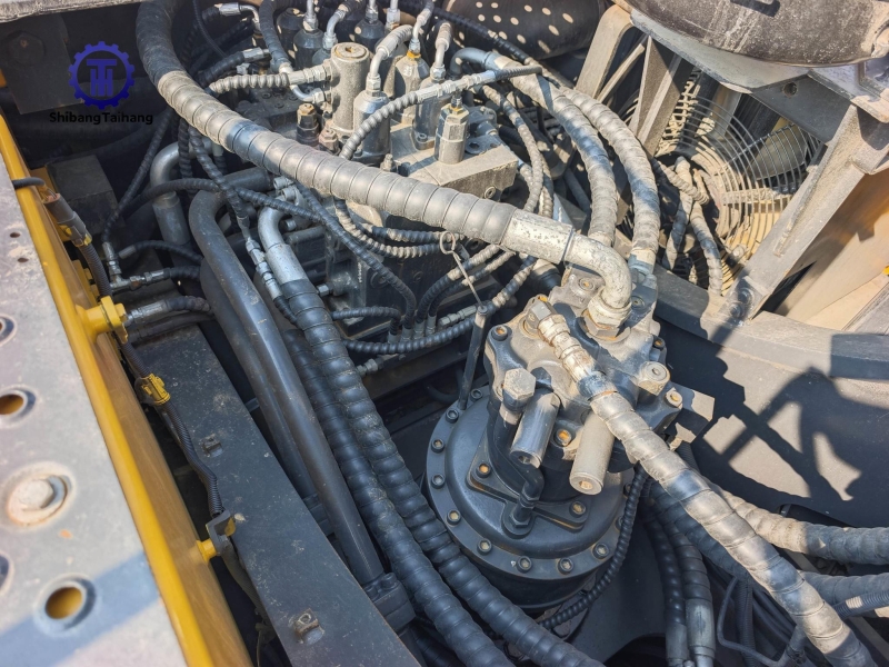 Excavadora Volvo EC380 usada en venta