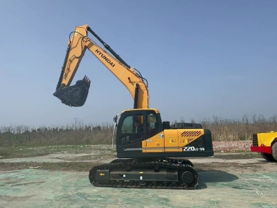 Used Hyundai R220 for sale