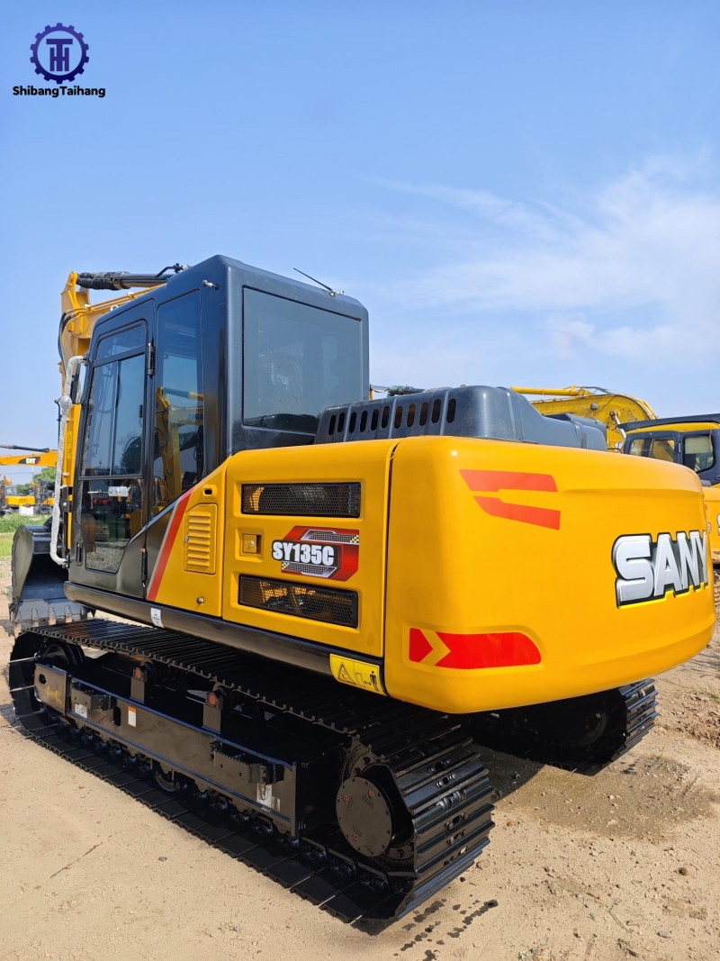 Продается б/у SANY 135
