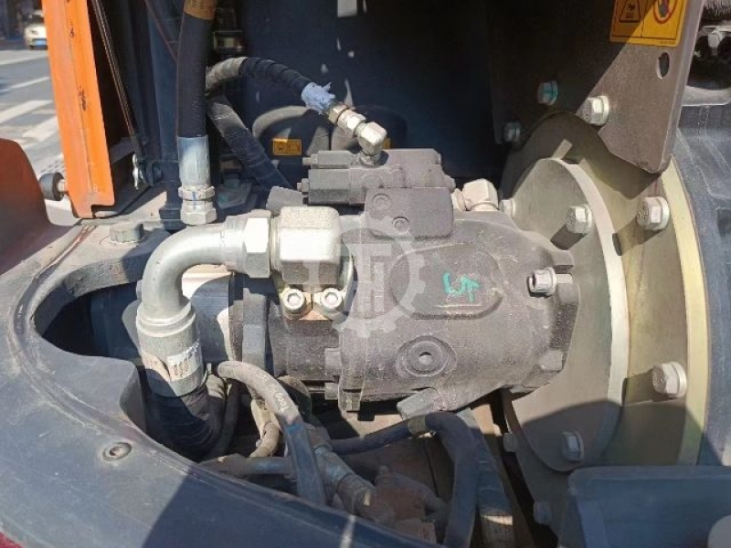 Used Doosan DX60W for sale 2