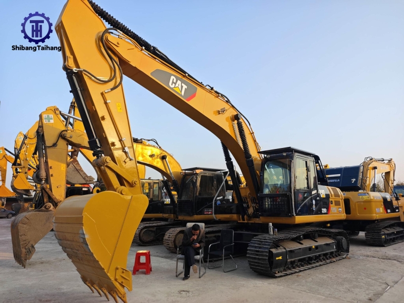Excavadora Caterpillar 329 Usada en Venta