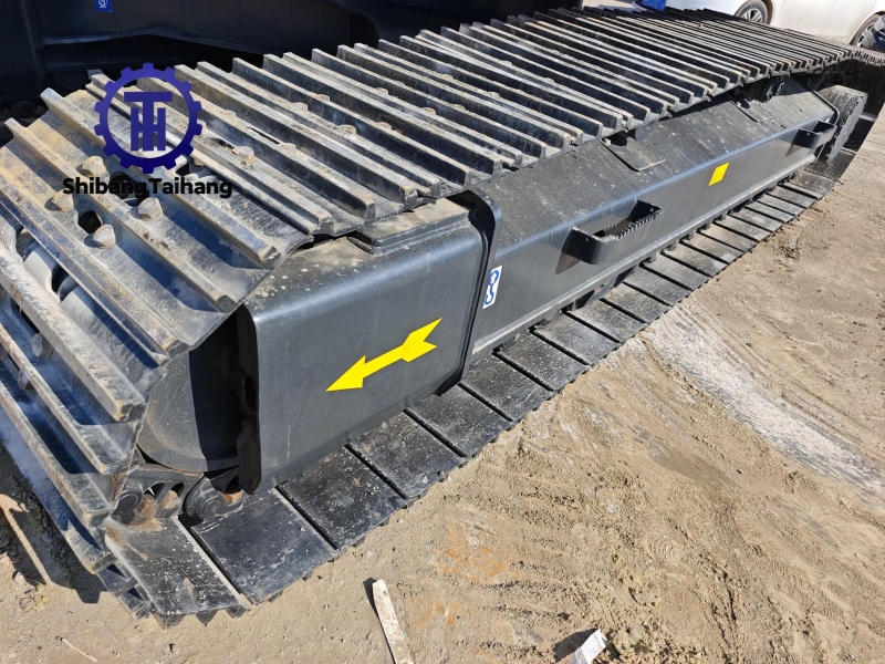 Excavadora Hyundai 225 usado en venta 