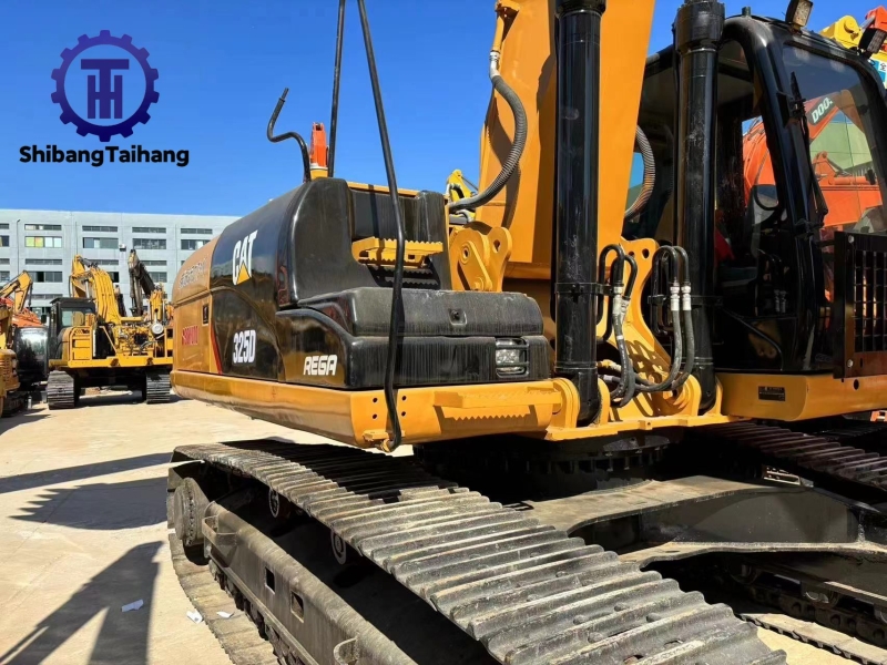 Экскаватор Caterpillar 325 б/у в продаже