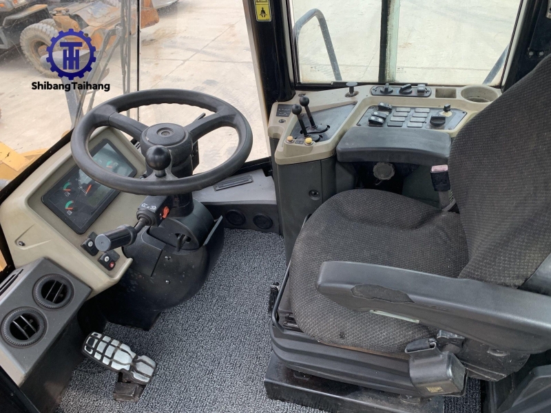 LiuGong 856H d'occasion à vendre