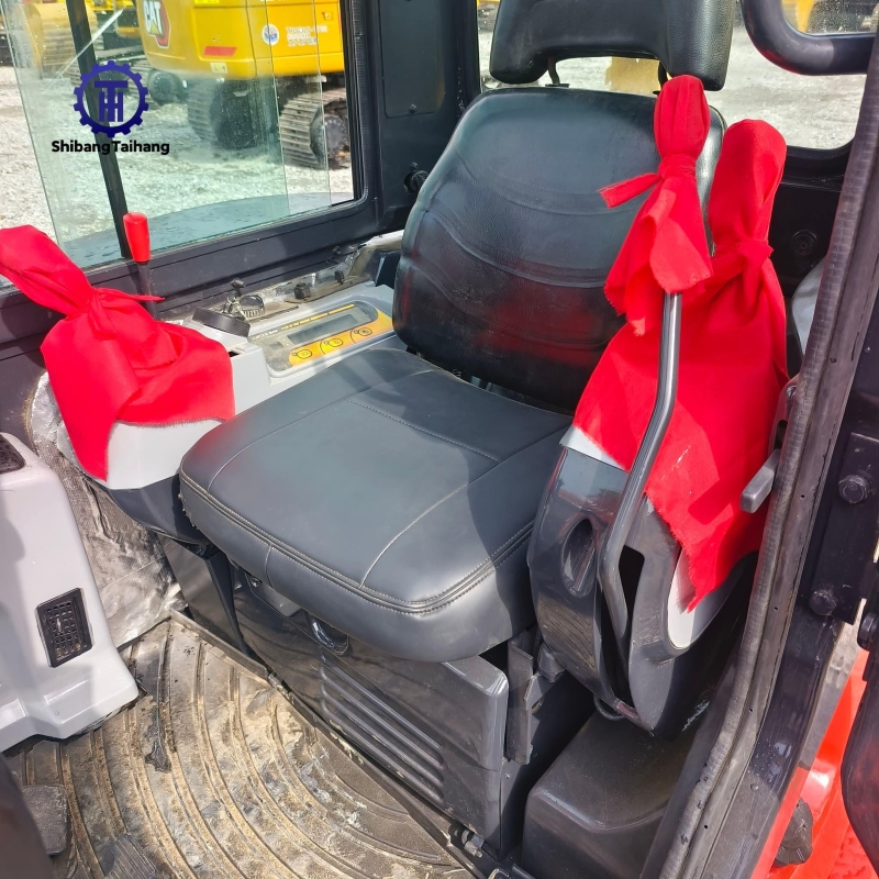 Excavadora Kubota KX155 usado en venta 2