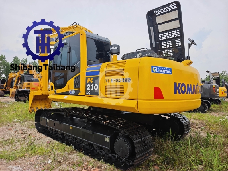 Komatsu  210 excavator