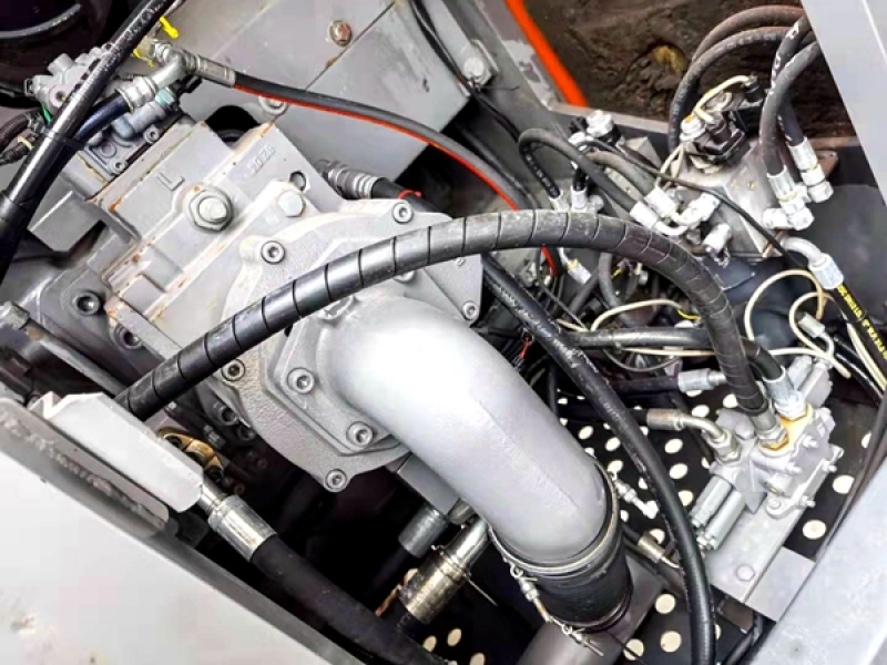 Продается б/у HItachi ZX870