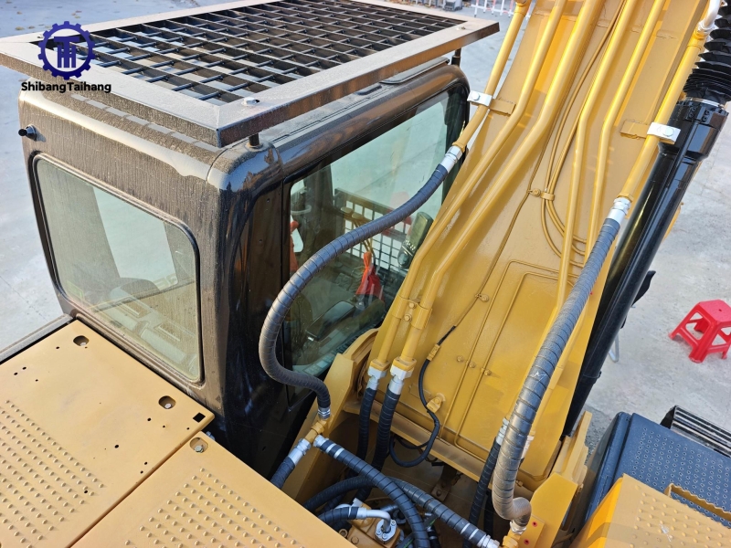 للبيع كاتربيلر 329 مستعمل