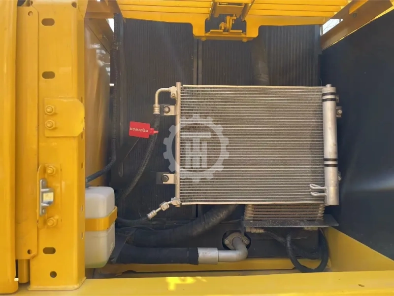 Used Komatsu PC200 for sale 5