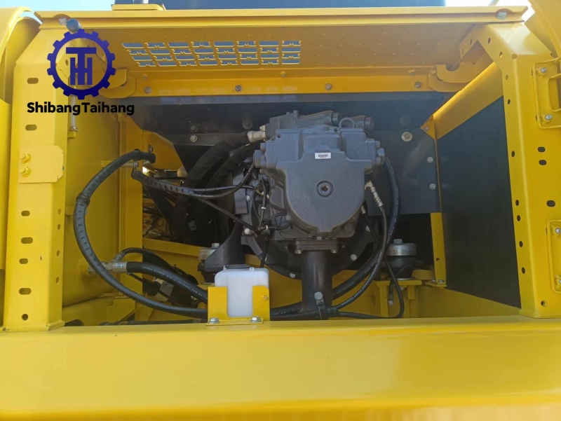 Excavadora Komatsu PC450 usado en venta 3