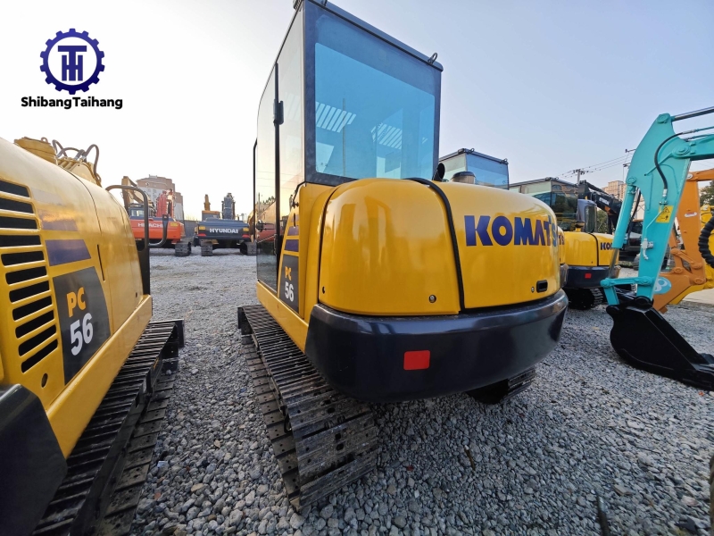 Komatsu PC56 d'occasion à vendre 2