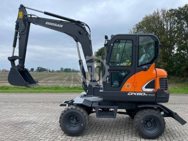 Used Doosan DX60W for Sale
