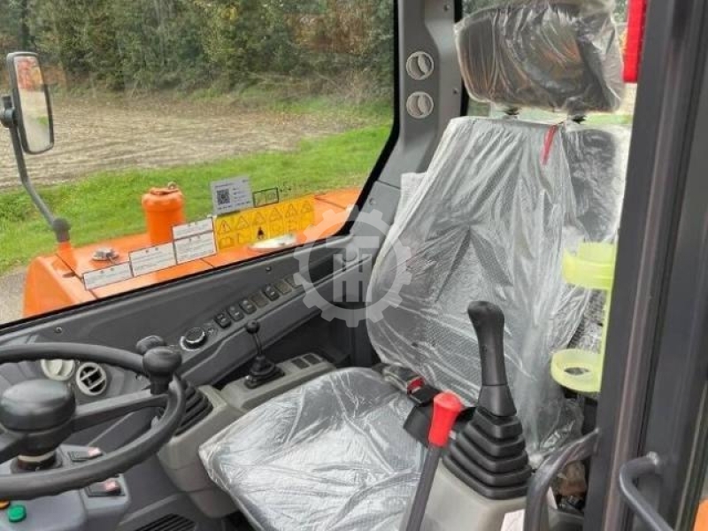 Used Doosan DX60W for Sale